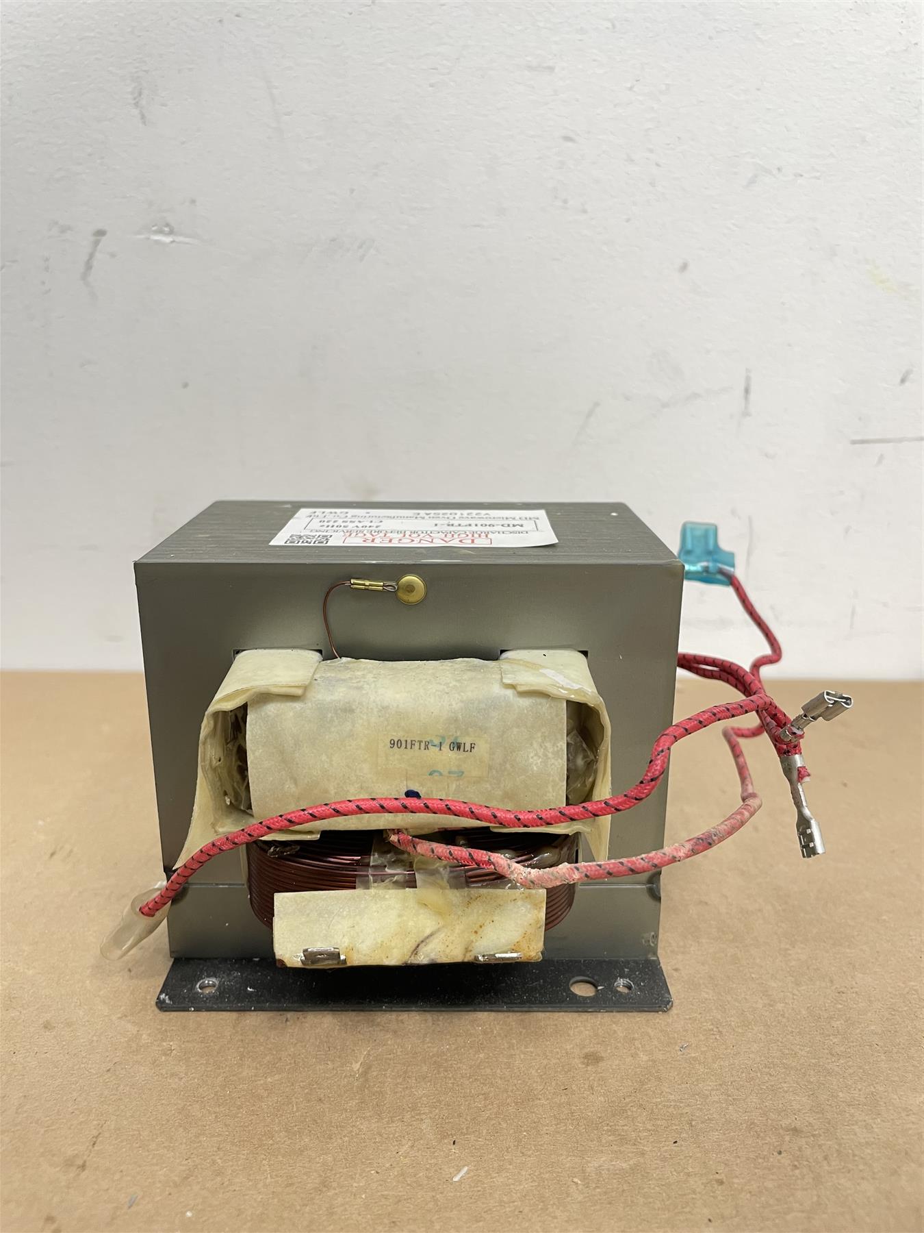 Microwave High Voltage Transformer MD-901FTR-1 240V 50Hz