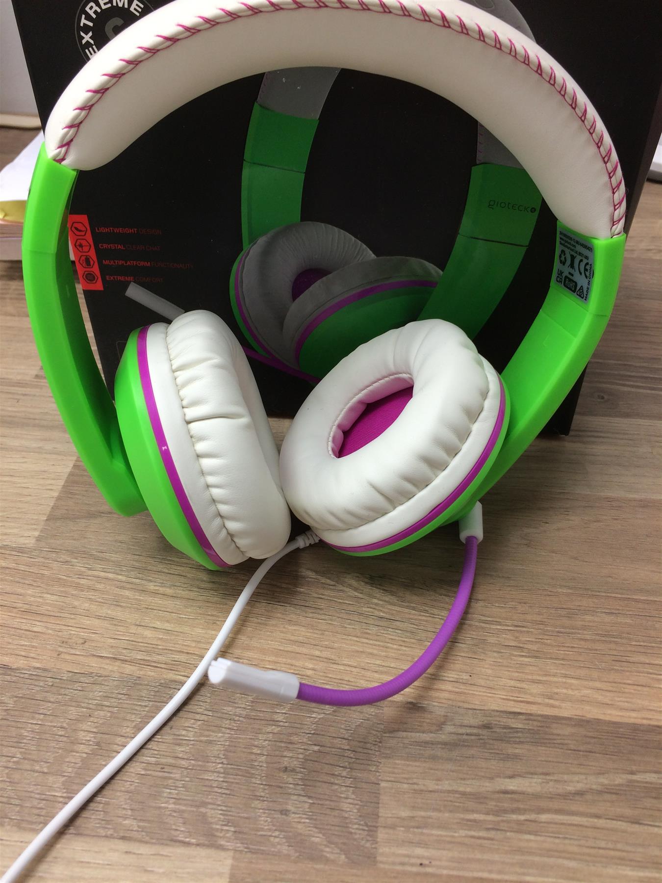 Gioteck XH100S WIRED Headset Stereo Gaming Green Pink