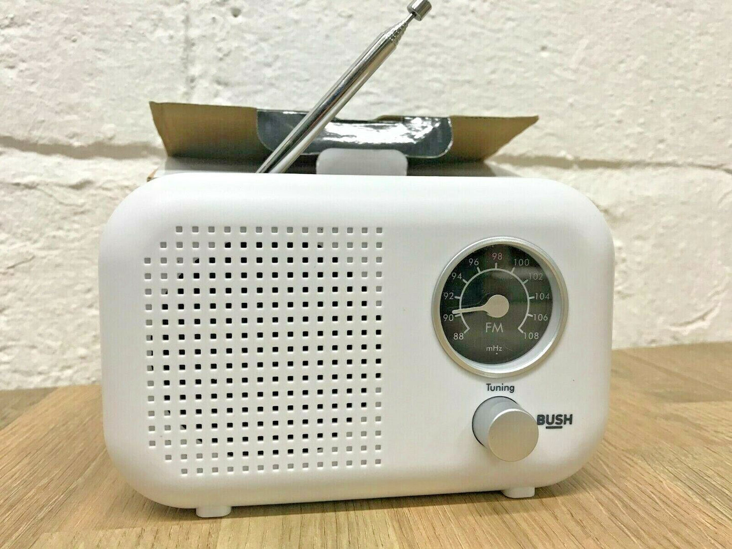 Bush Classic Mini Retro Portable FM Tuner Travel Radio Mono speaker Battery