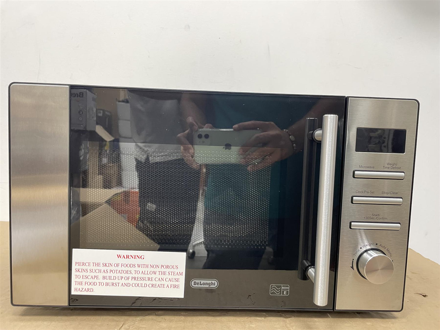 De'Longhi 800W Kitchen Standard Food Reheat Microwave Oven AM82 Stainless Steel