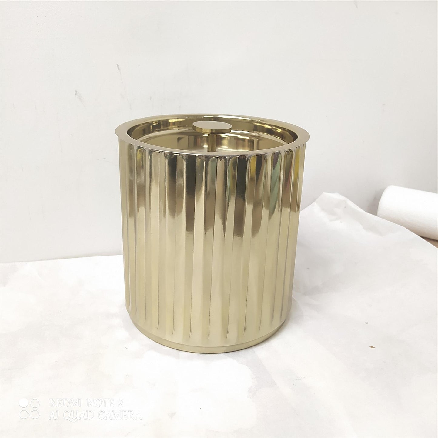 Habitat Gold Tone Ice Bucket frozen cubes and pop Storage lid elegant Party