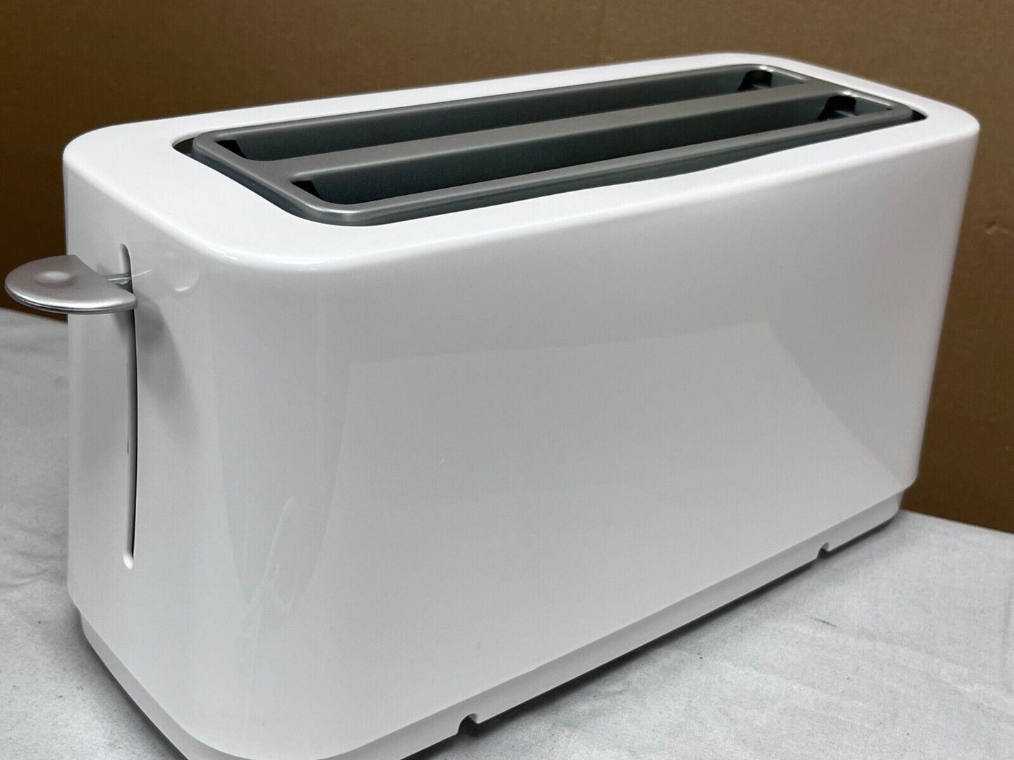 Cookworks Kitchen Defrost Black Slots Bagel Long Slot 4 Slice Toaster - White