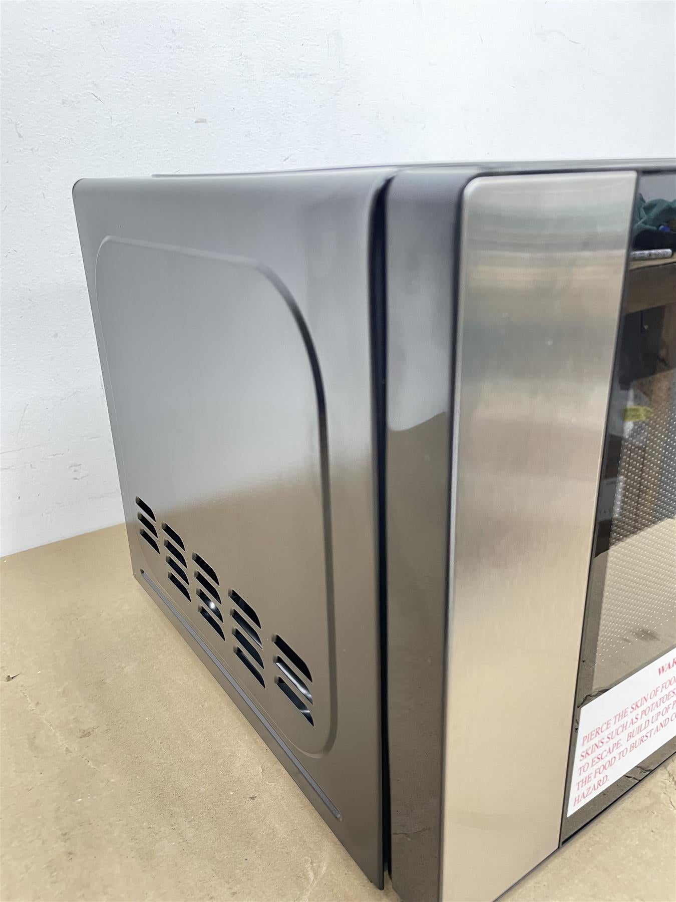 De'Longhi 800W Kitchen Standard Food Reheat Microwave Oven AM82 Stainless Steel