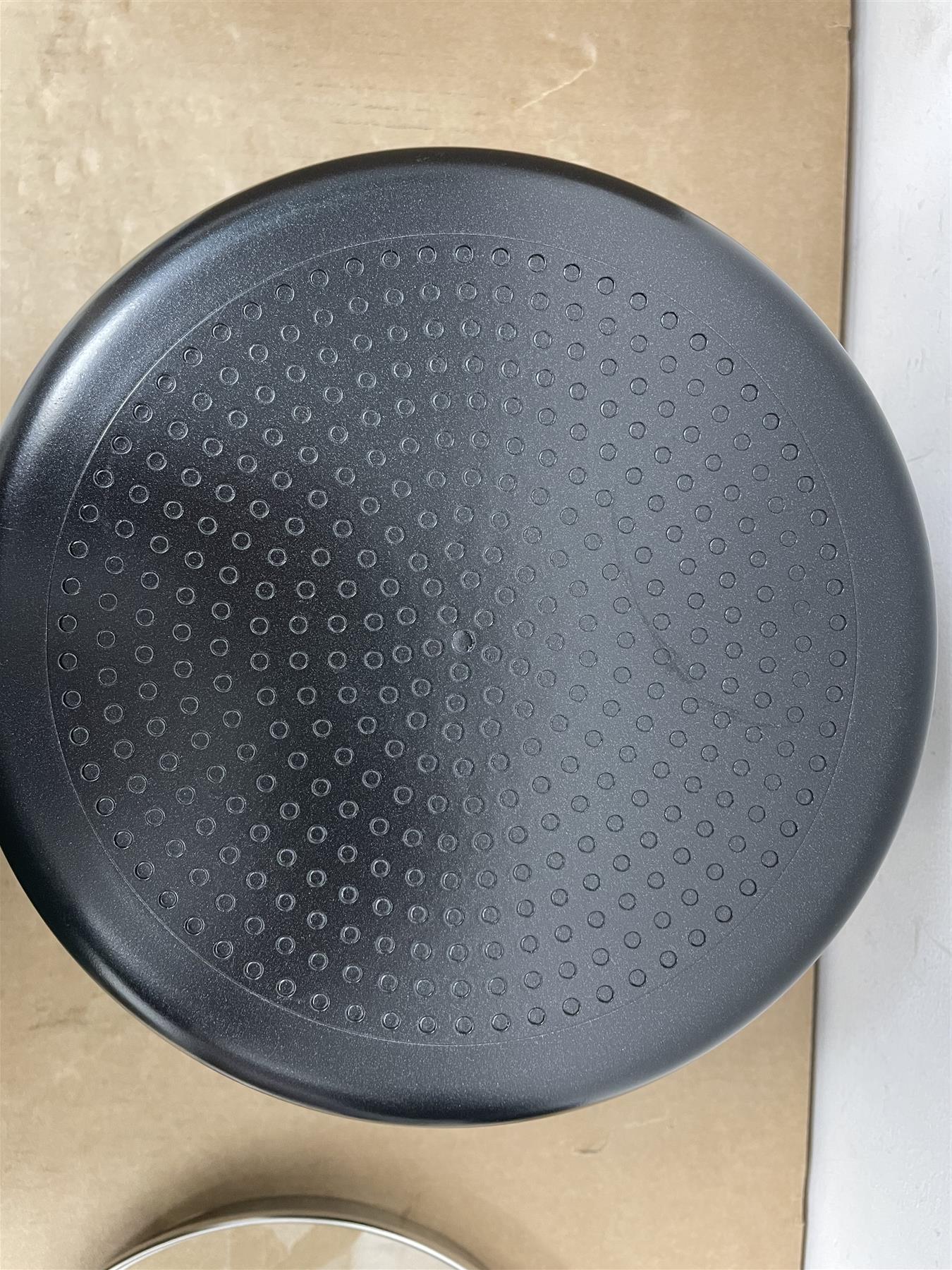 Argos Home 24cm Aluminum Stock Pot 7.5L Easy clean with non stick coating