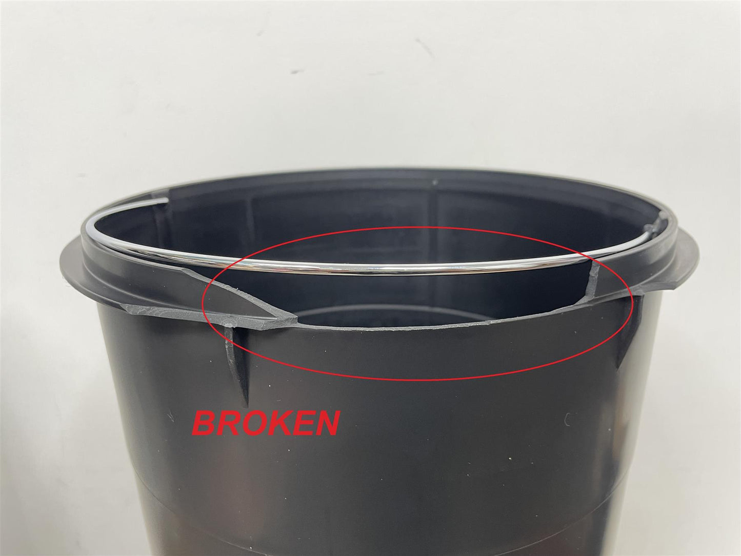 Argos Home 30 Litre Kitchen Foot Pedal Recycling Bin Removeable Inner Bucket