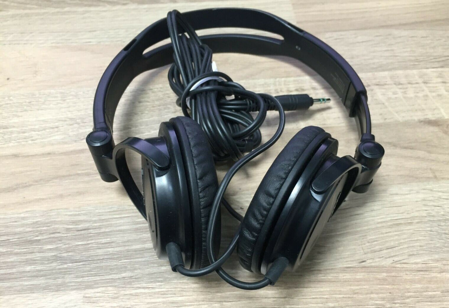 Sony MDRV150 Sound Monitoring DJ Full Ear Headphones Reversible Earcups Stereo