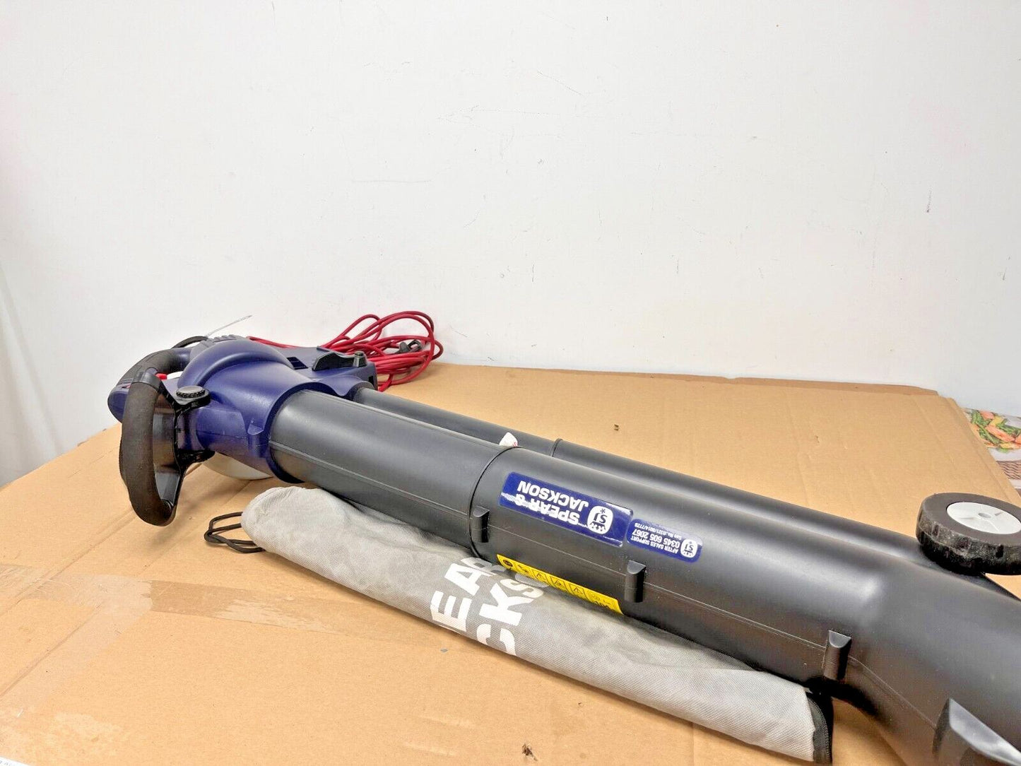 Spear & Jackson Corded Leaf Blower and Garden Vac-3000W ELECTRIC BLOWER