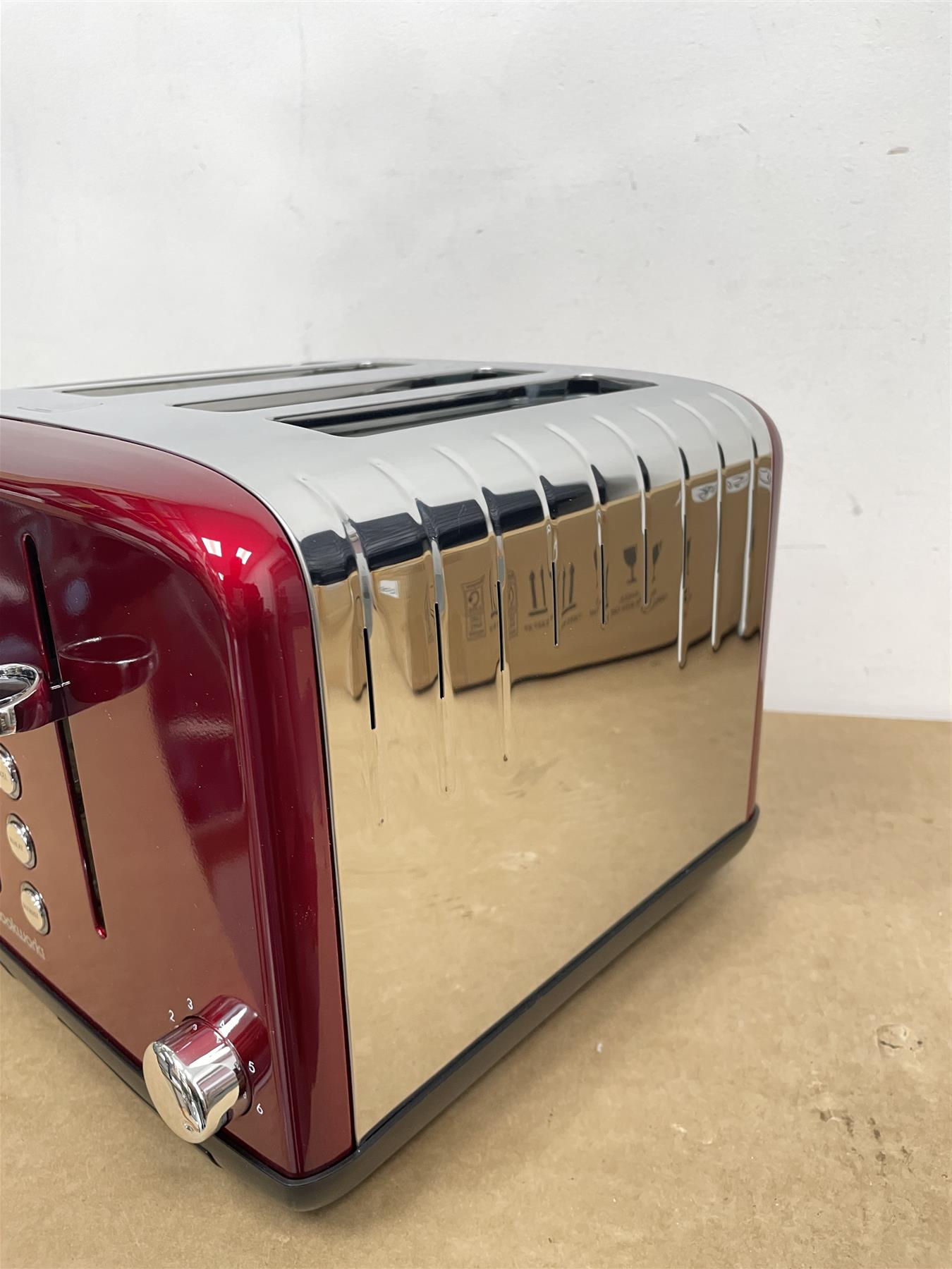 Cookworks 4 Slice Toaster With Cancel, defrost and reheat function 1600 watts