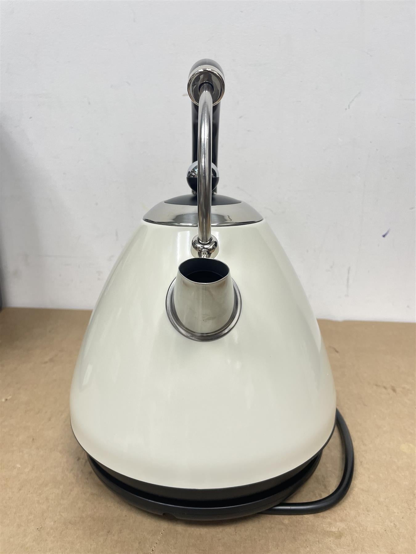 Cookworks Pyramid Kettle Almond Design With Stainless Steel Finish 1.7 Litre