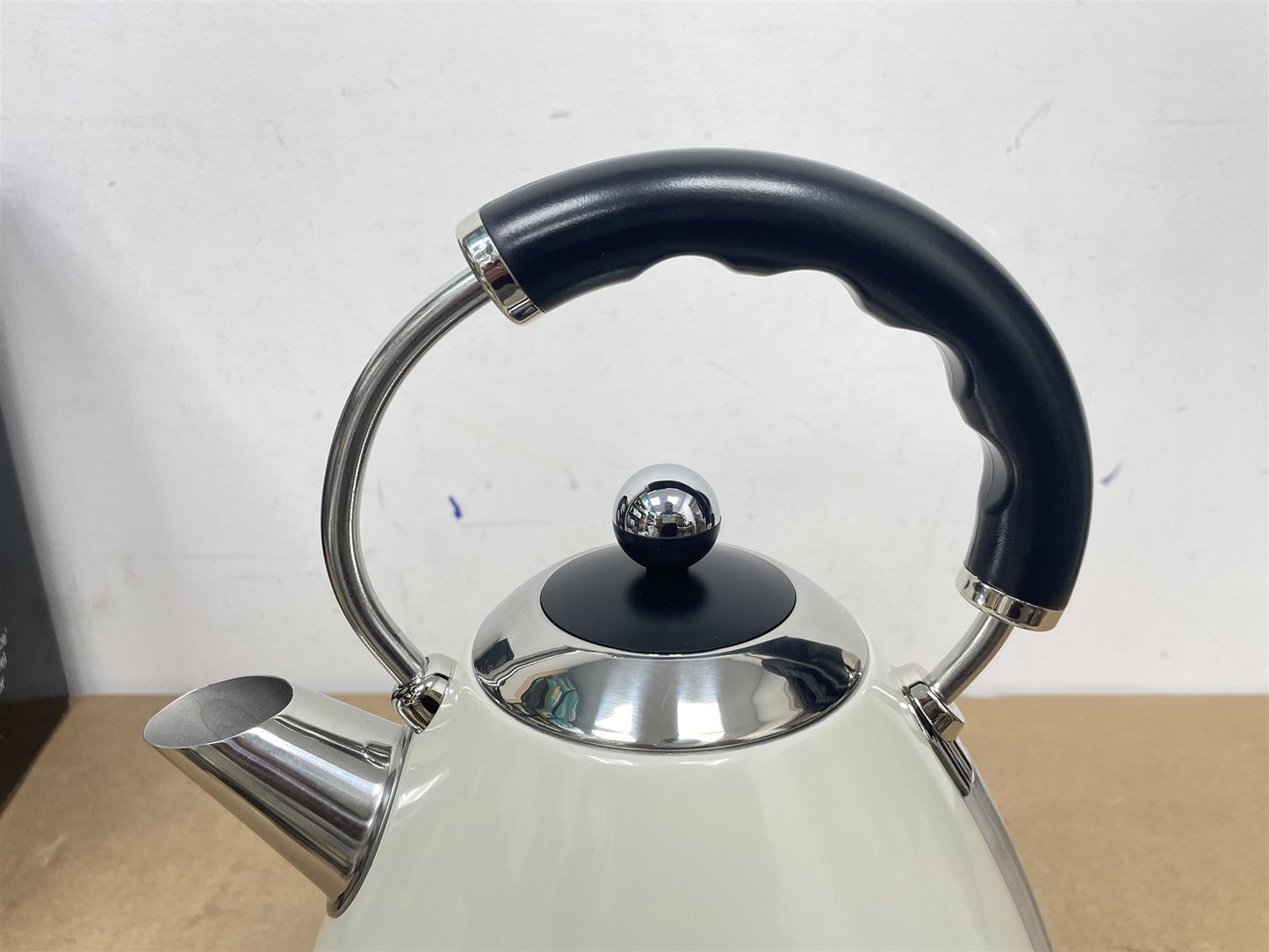 Cookworks Pyramid Kettle Almond Design With Stainless Steel Finish 1.7 Litre