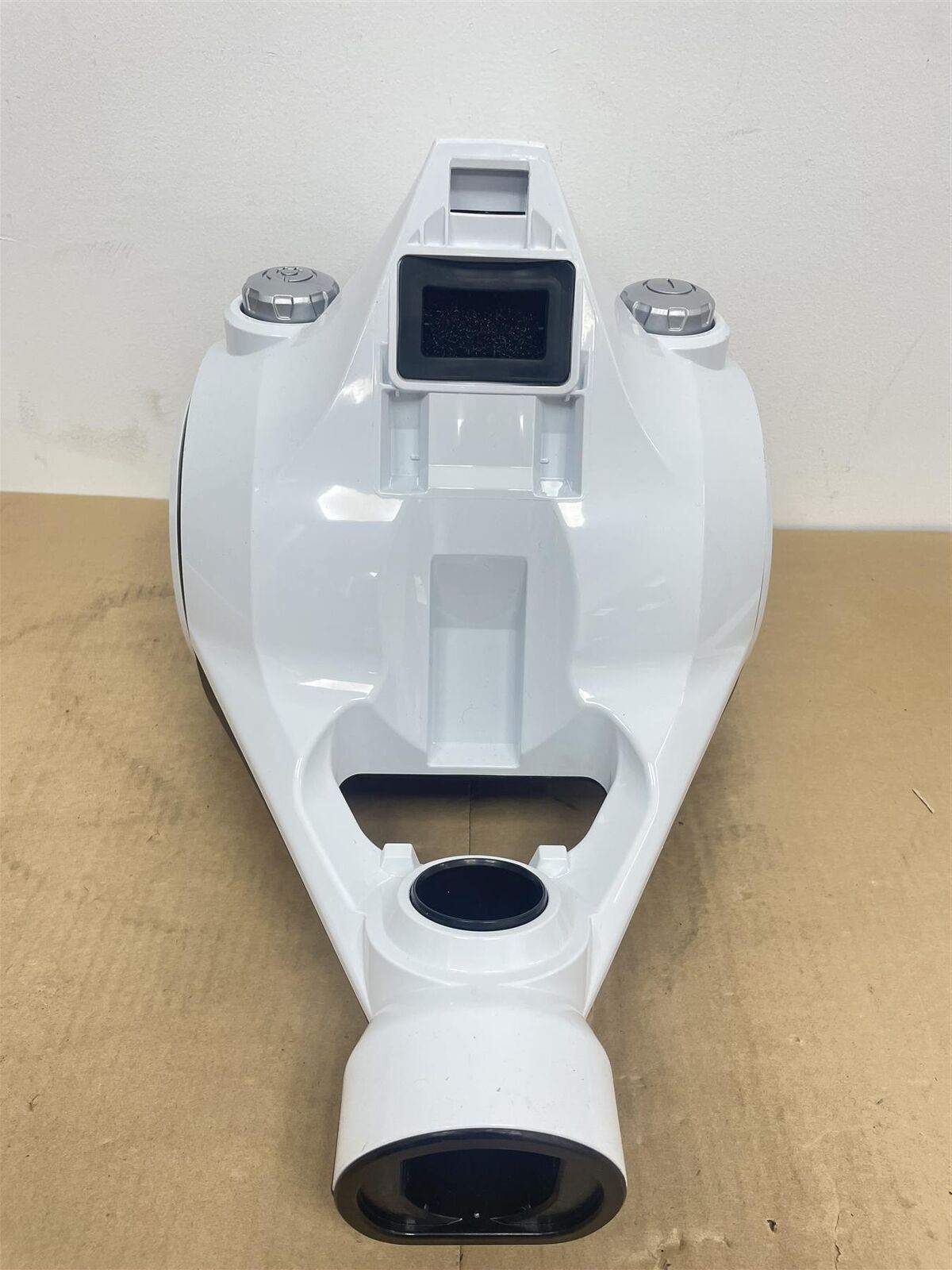 Bush Ultra Lightweight Bagless Cylinder Vacuum Cleaner No accessories