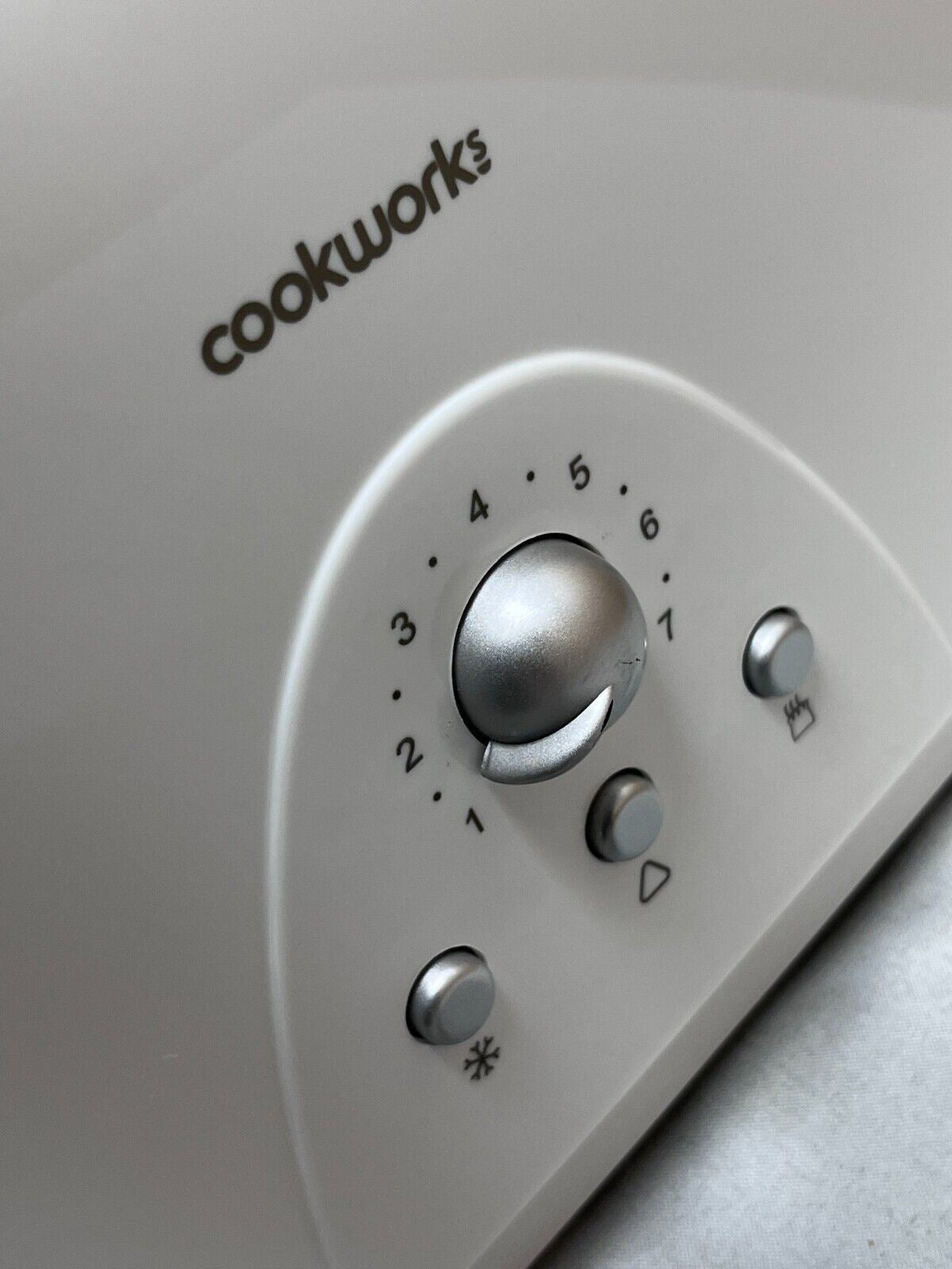 Cookworks Kitchen Defrost Black Slots Bagel Long Slot 4 Slice Toaster - White