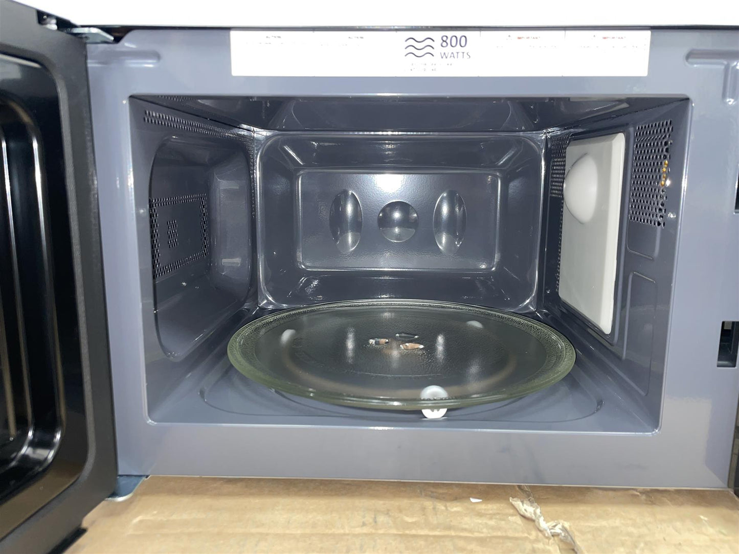 Russell Hobbs 800W Standard Microwave 20Litre RHM2061 - Black