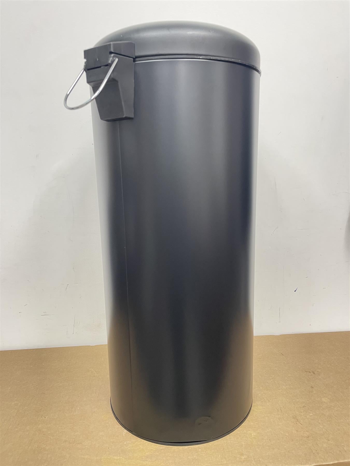 Habitat 30Litre Kitchen Foot Pedal Recycling Bin Removeable Inner Bucket- Black