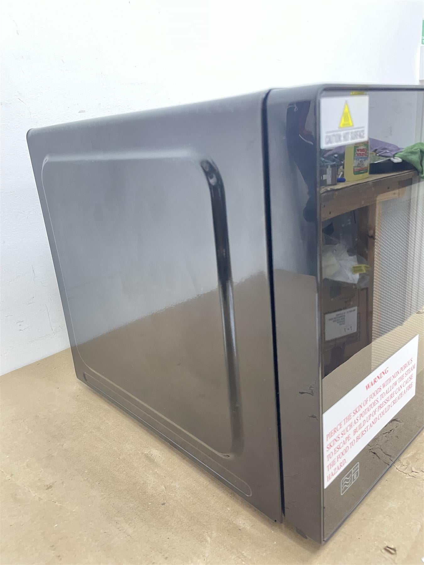 DeLonghi Brillante 23L Standard Microwave Oven Digital 900w Defrost Reheat Black