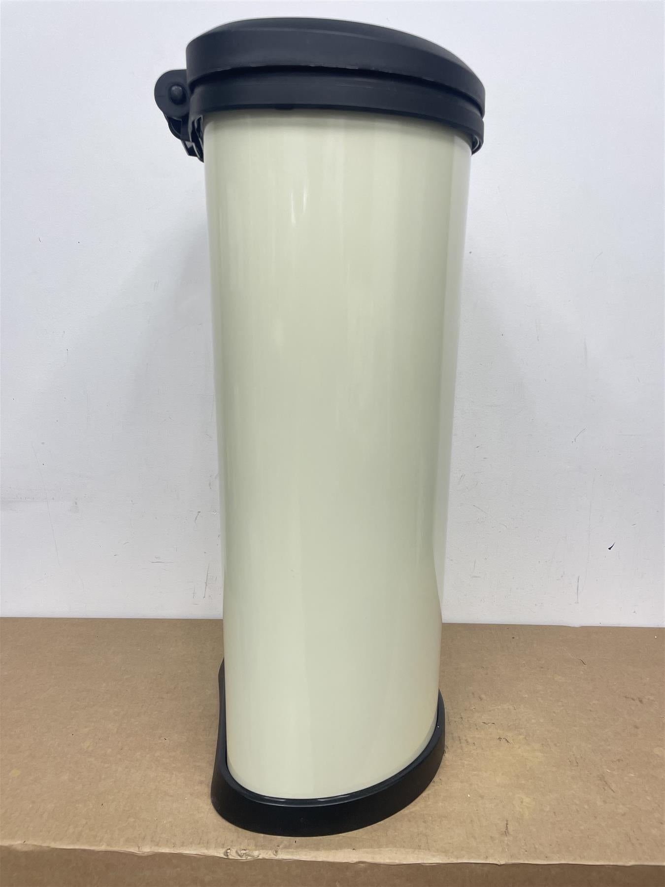 Curver 40 Litre Touch Top Kitchen Easy To Wipe Clean Bin lightweight - Ivory