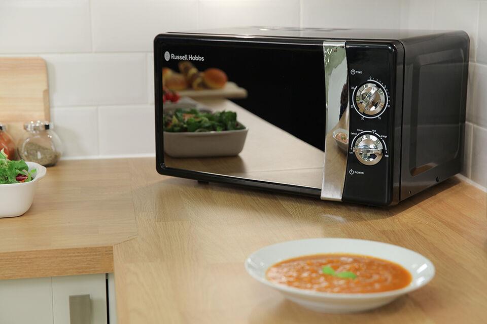Russell Hobbs Microwave RHMM701B-N Colours Plus 17 Litre Manual Dial Black