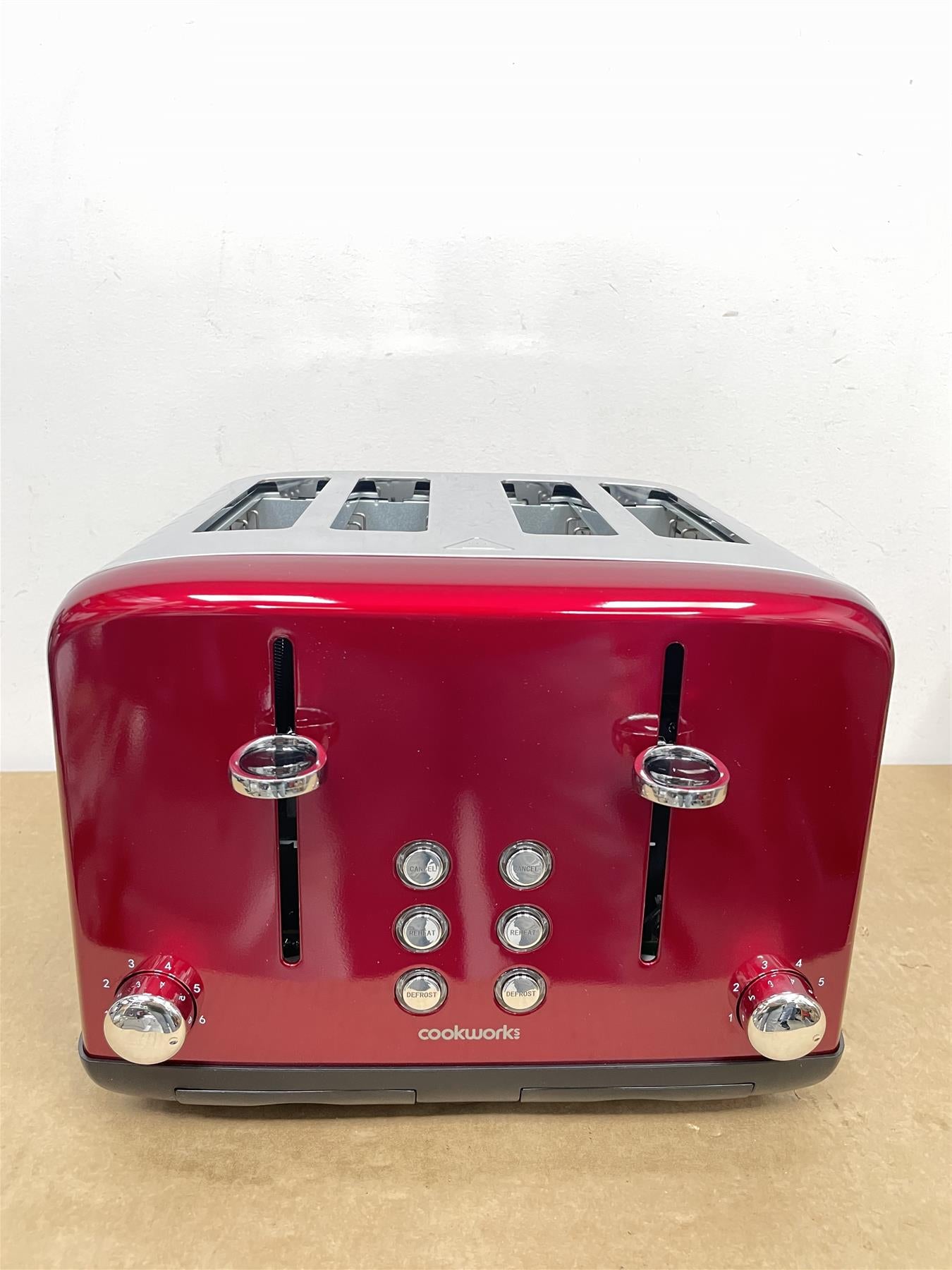 Cookworks 4 Slice Toaster With Cancel, defrost and reheat function 1600 watts