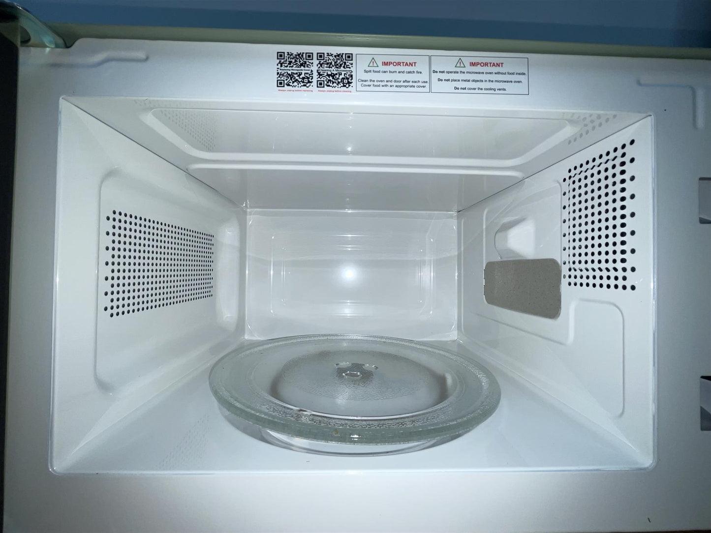 De'Longhi Argento Flora 800W Standard Microwave oven Food Reheat - Sage Green