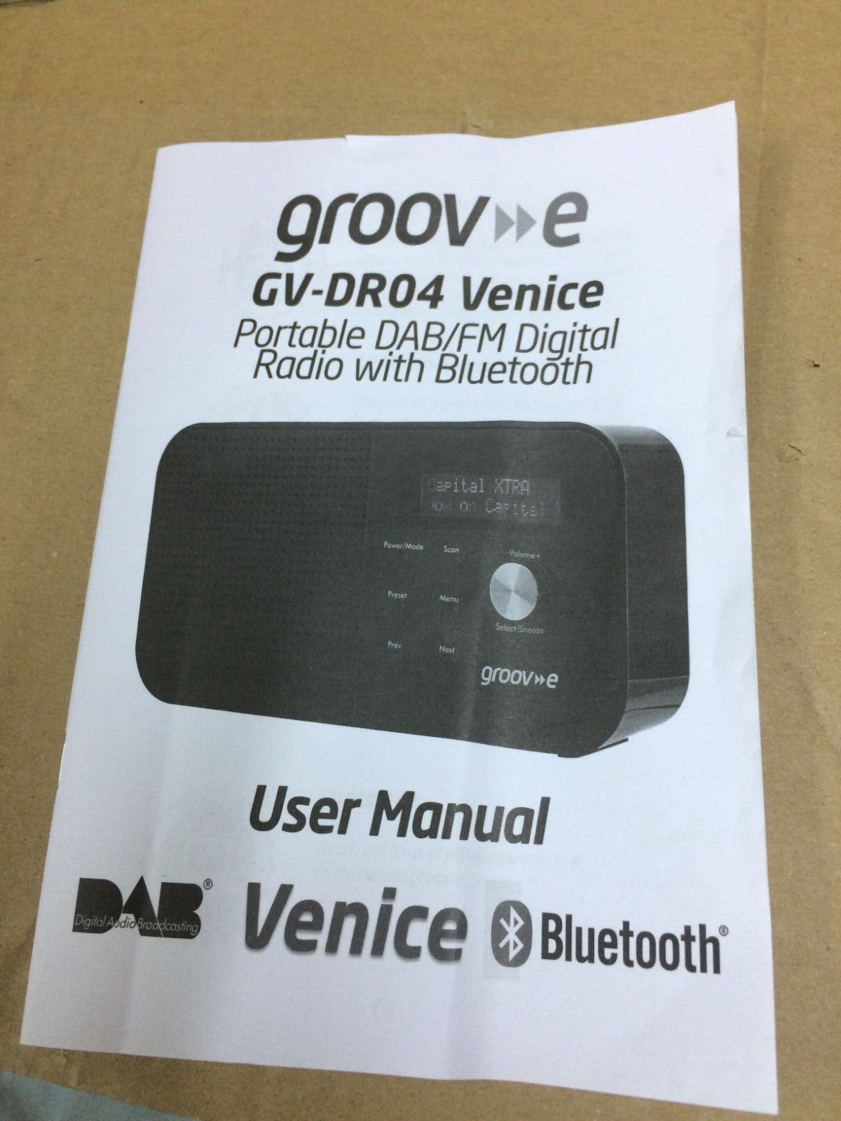 GROOV-E VENICE PORTABLE DAB/FM DIGITAL RADIO W/ 20 PRESET STATIONS - GVDR04BK