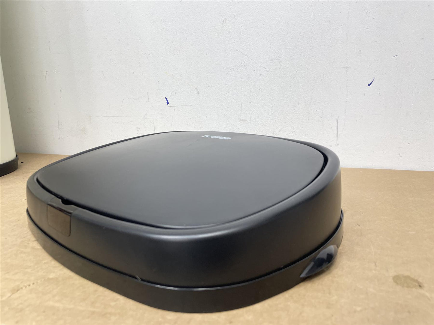 Tower Recycling 42 Litre Square Sensor Bin lid automatically opens - Cream