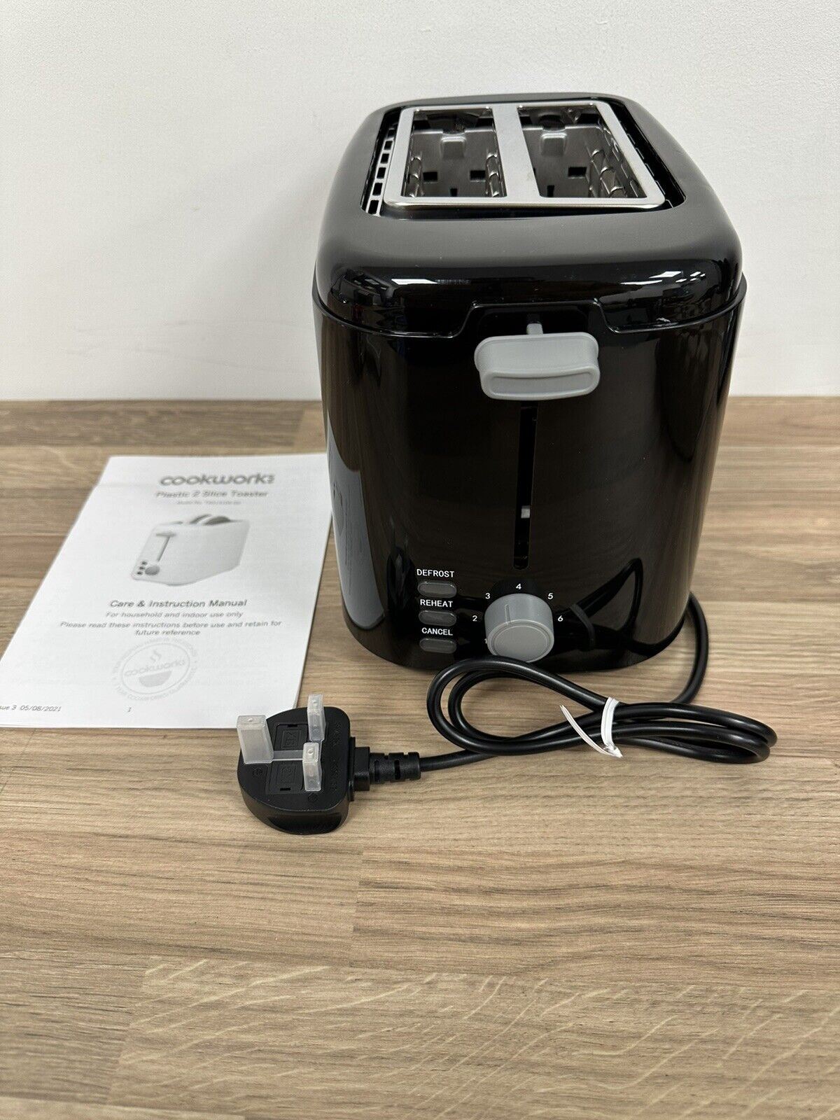 COOKWORKS 2 SLICE Light Plastic Heating Extra Wide Slots Bagel Toaster Black