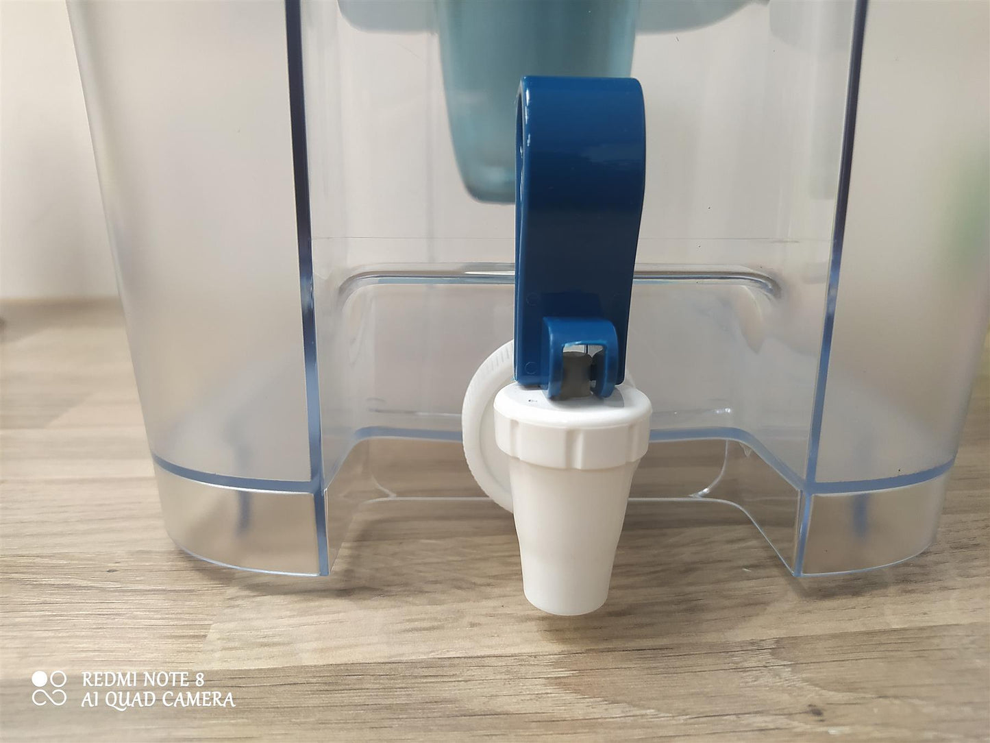 BRITA Flow XXL Water Filter Tank Light Blue 8.2L BRITA MAXTRA PRO 4 cartridge