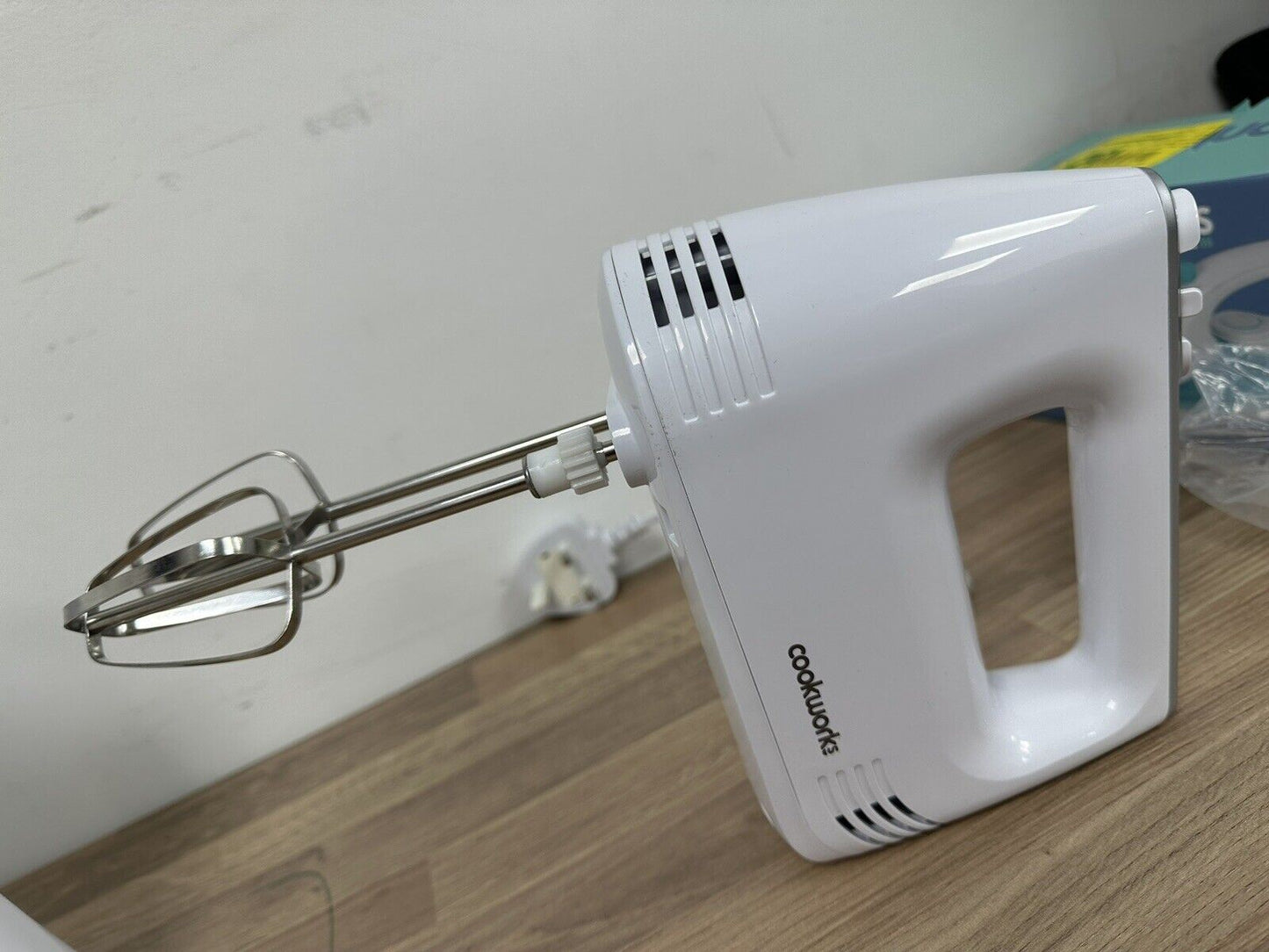 Cookworks Hand and Stand Mixer Electric kitchen 200W kitchen 5 Speed White
