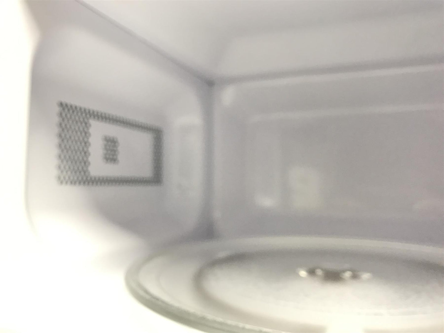 Tesco microwave MM20 17L 700W Defrost Manual Dial Simple Compact White