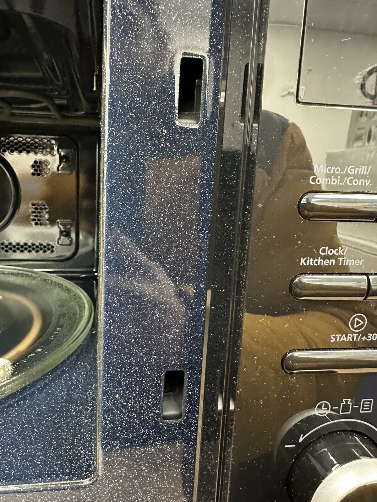 De'Longhi 900W kitchen electric Enamel Cavity Combination Microwave Oven - Black