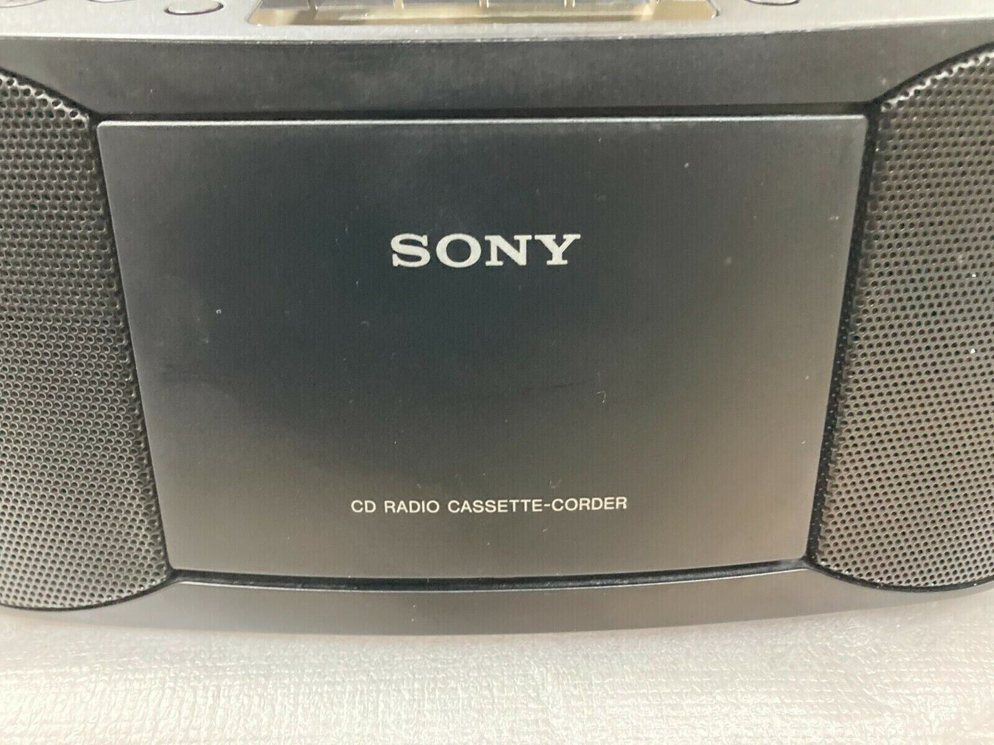 Sony CFD-S70 Radio CD Cassette Player Boombox Portable CD FM AM MP3 Sleep Timer