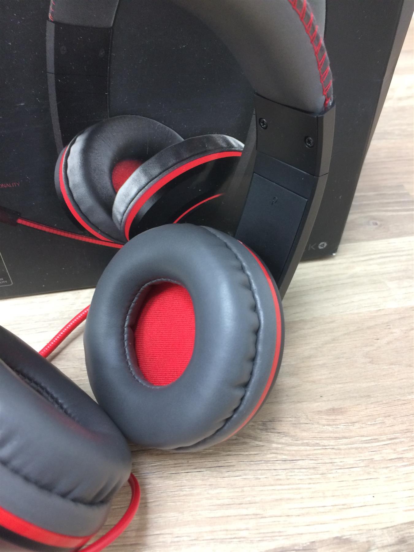 Gioteck XH100S WIRED Headset Stereo Gaming Grey Red