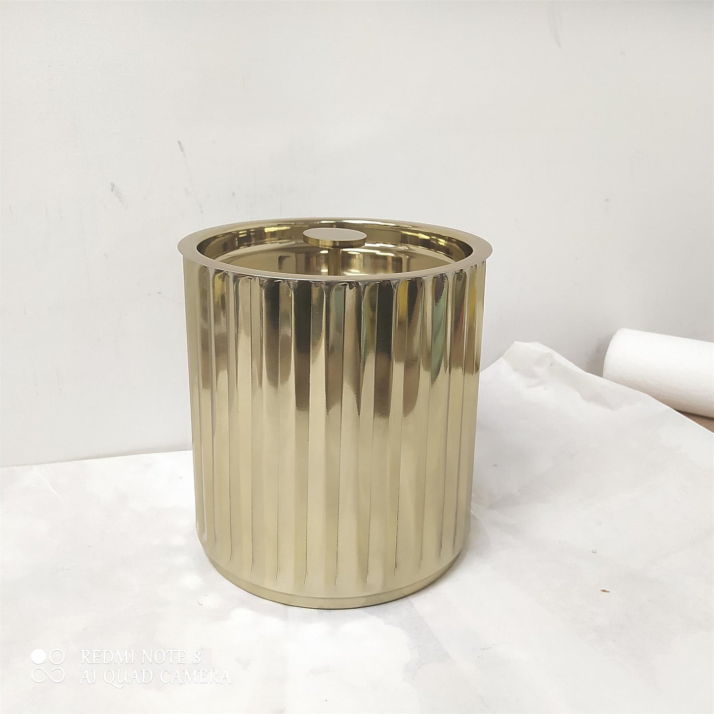 Habitat Gold Tone Ice Bucket frozen cubes and pop Storage lid elegant Party