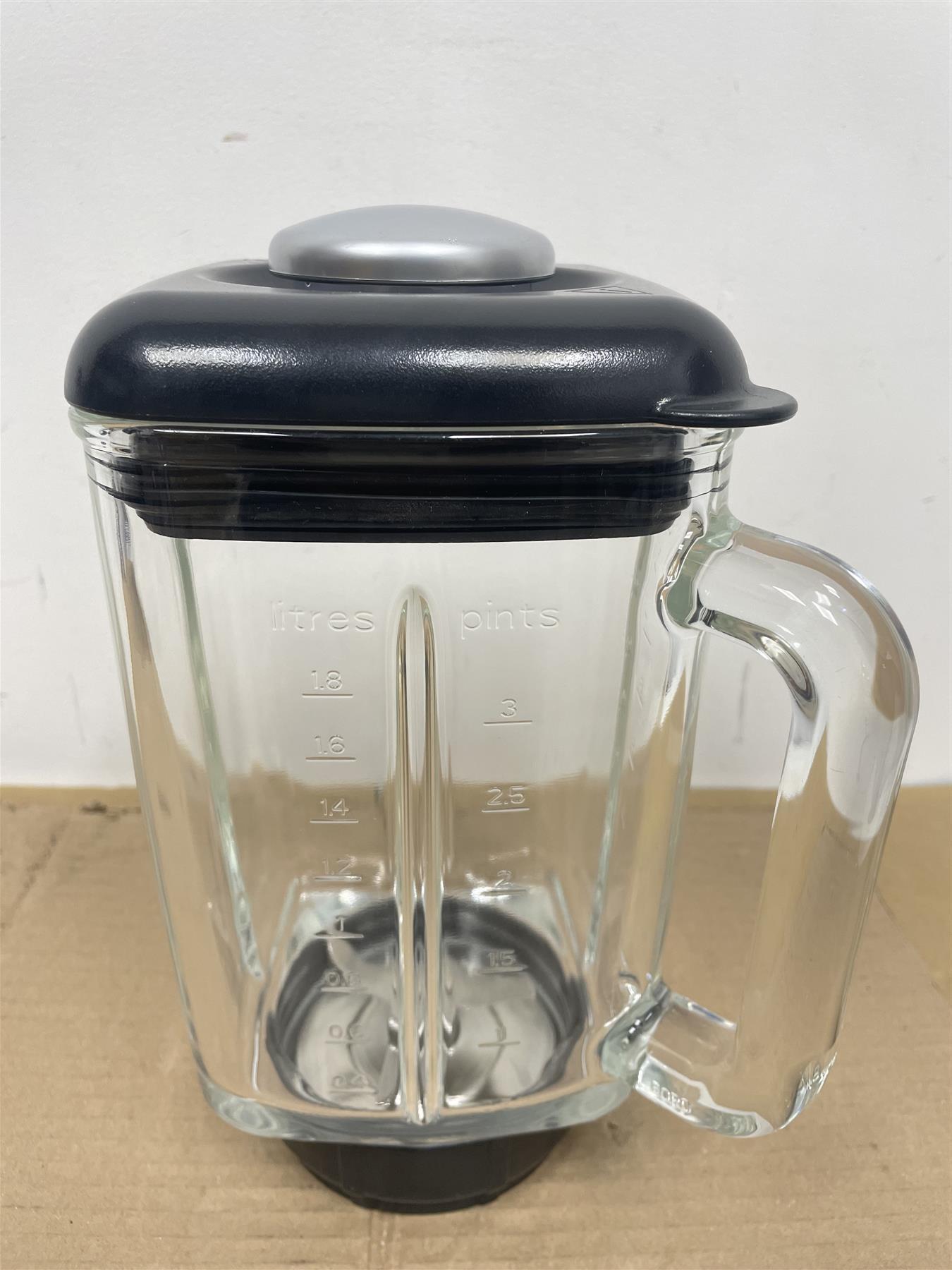 Magimix high performance 11619 1.8L Glass Jug Blender