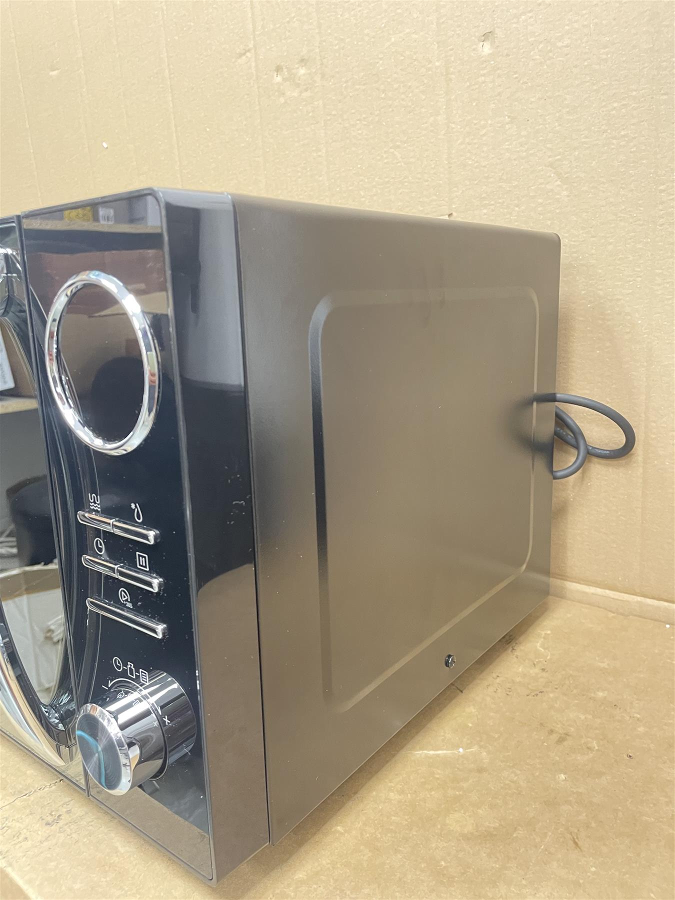 Morphy Richards 800W Kitchen Food reheat Microwave Oven with Grill Black