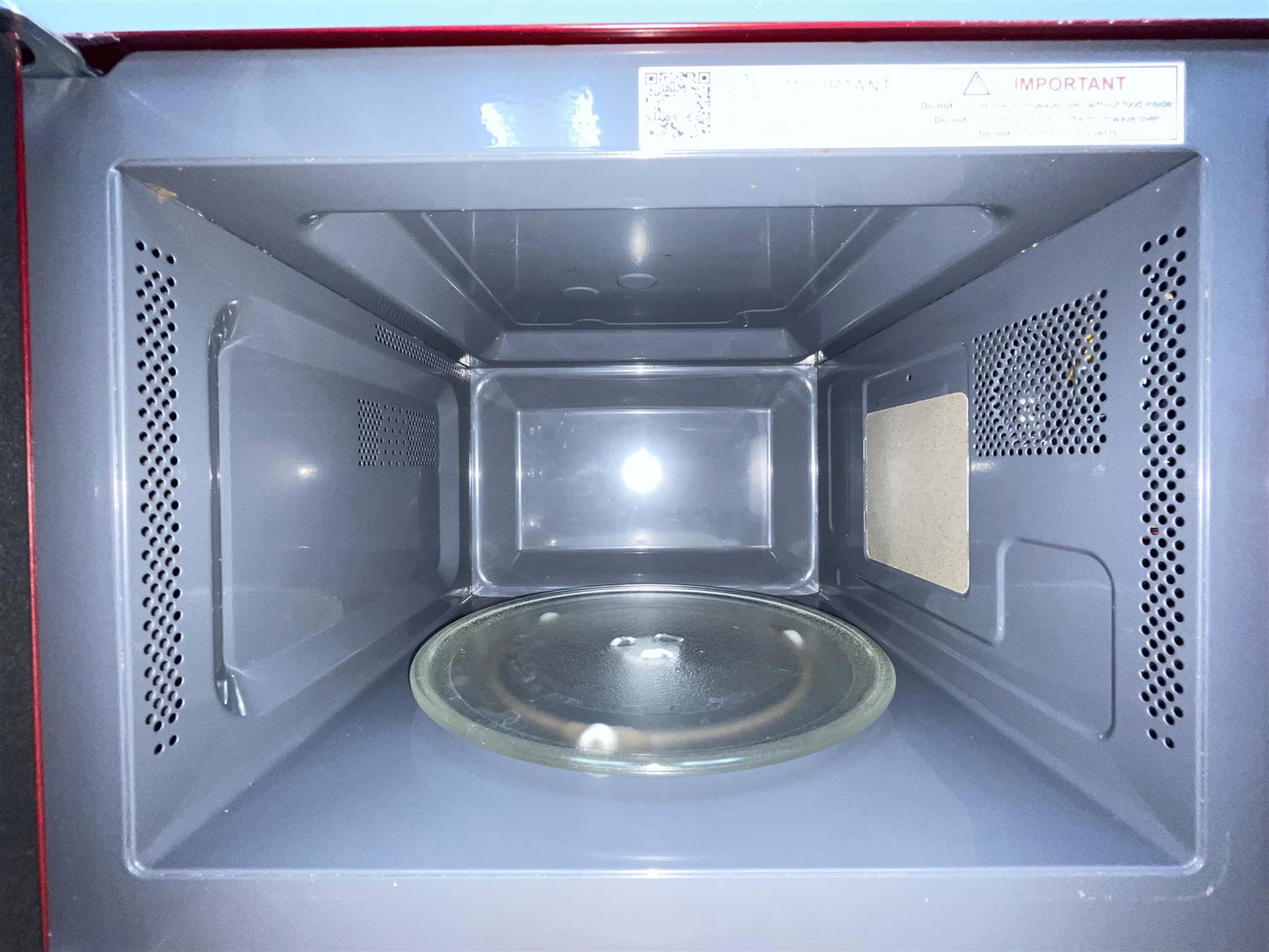 Morphy Richards 800W Food reheat Defrost Standard Microwave Oven - Red