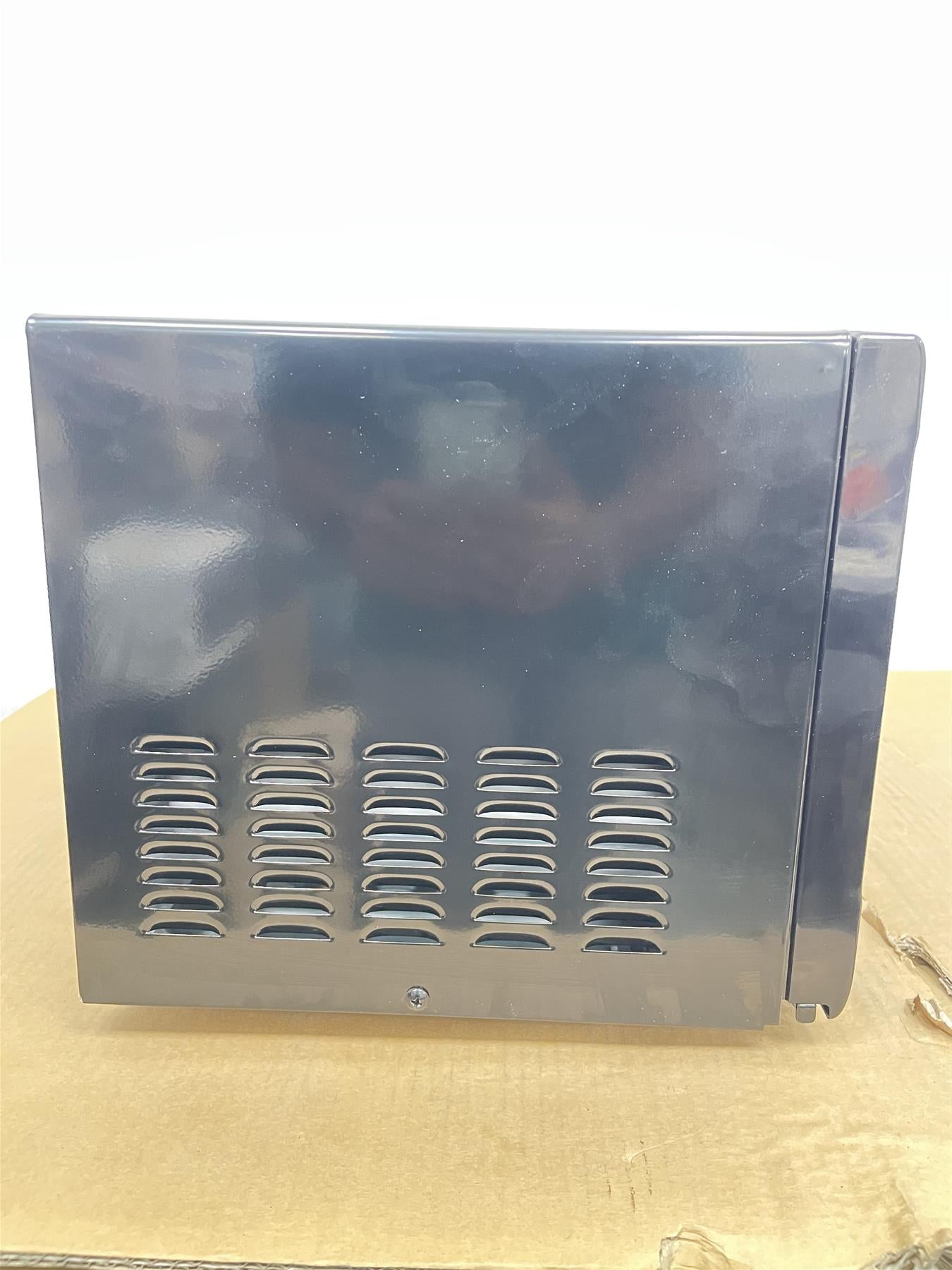 Cookworks 700W Standard Microwave MM7 - Black Defrost MM7 6 power levels