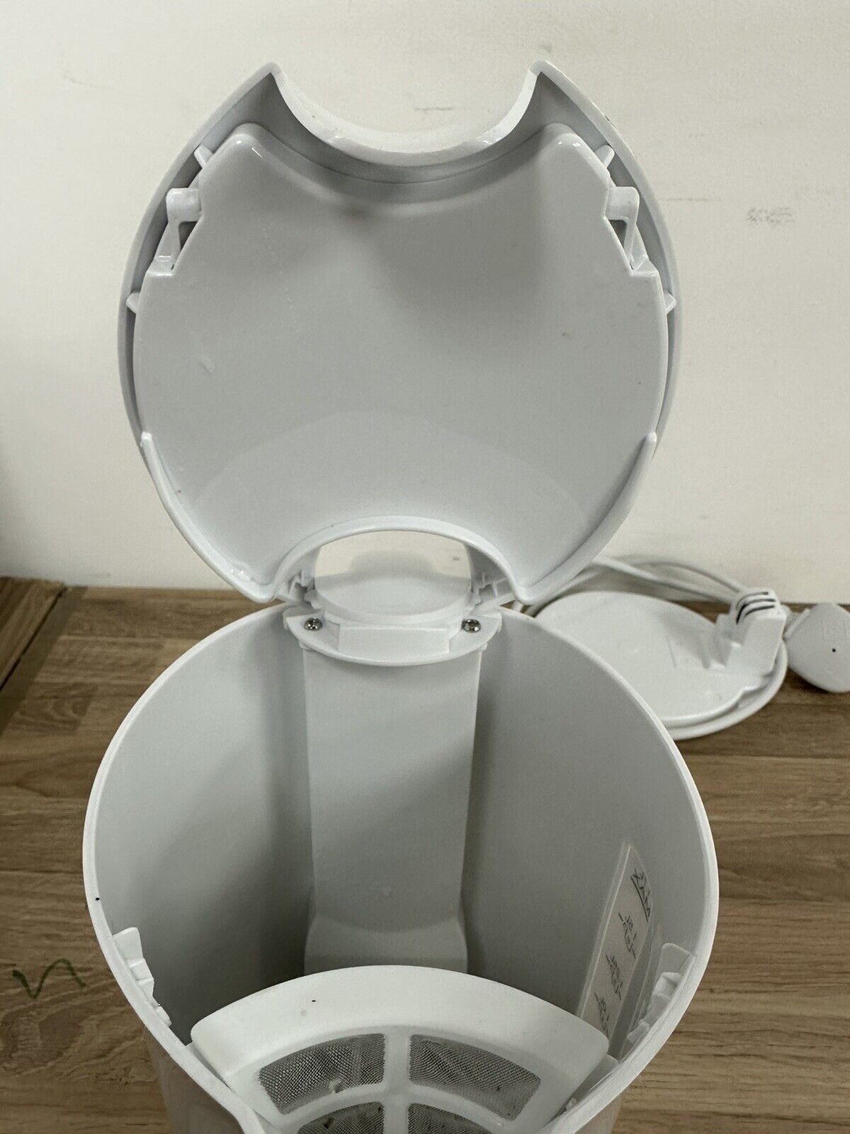 Cookworks 1.7L Kitchen Plastic Water Rapid Boil Electric Kettle 2200W - white