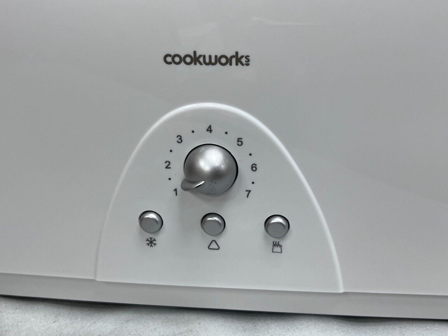 Cookworks Kitchen Defrost Black Slots Bagel Long Slot 4 Slice Toaster - White