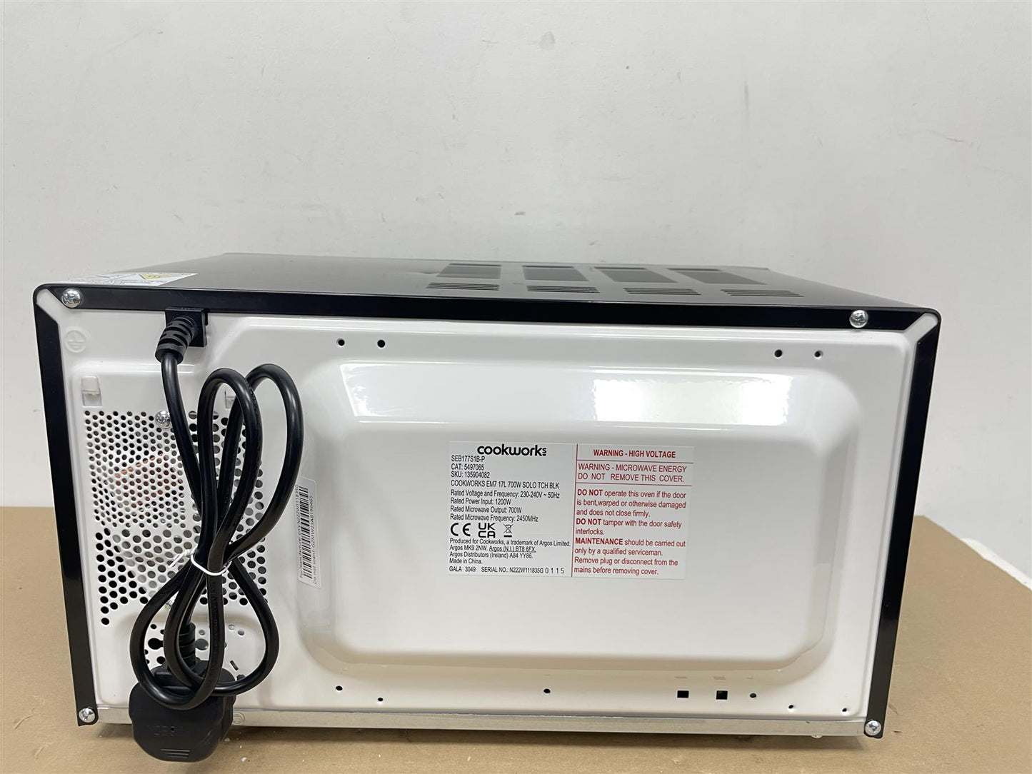 Cookworks 700W Standard Defrost Microwave Oven MM7 Absolute Breeze  - Black