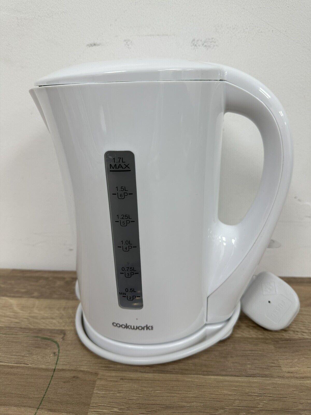 Cookworks 1.7L Kitchen Plastic Water Rapid Boil Electric Kettle 2200W - white