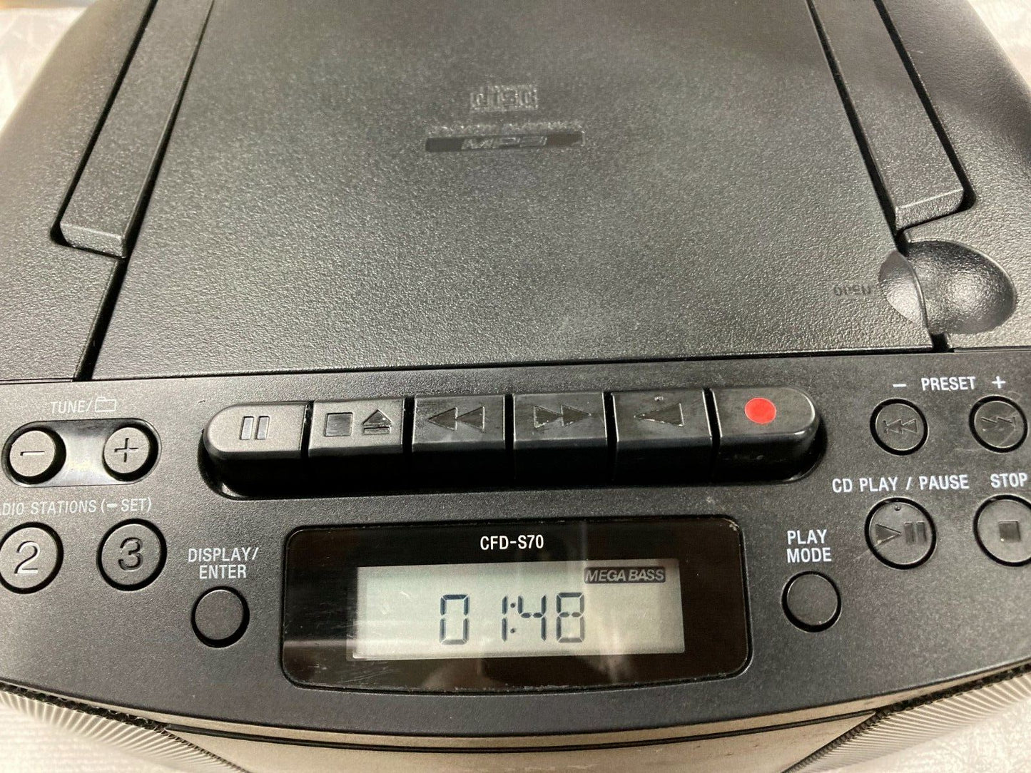Sony CFD-S70 Radio CD Cassette Player Boombox Portable CD FM AM MP3 Sleep Timer