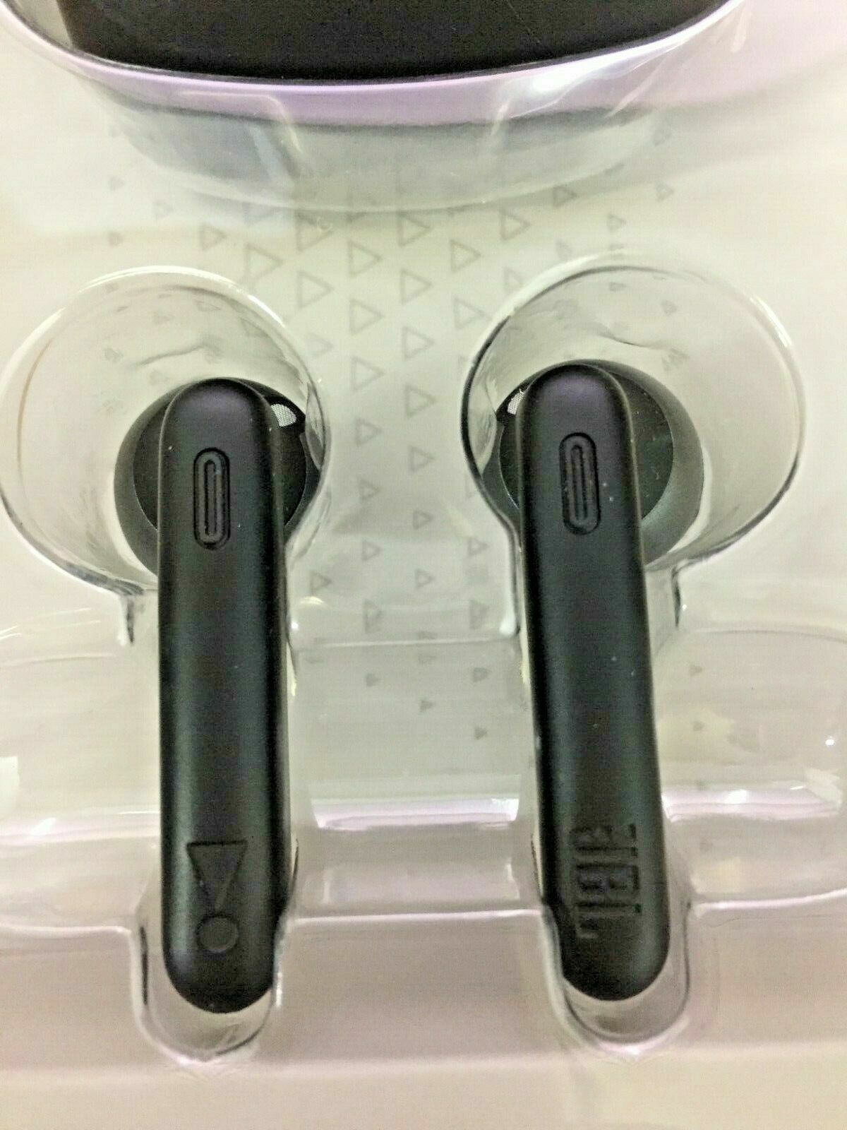JBL Tune 220TWS wireless in-ear Bluetooth Headphones Handsfree Earbud Earphones