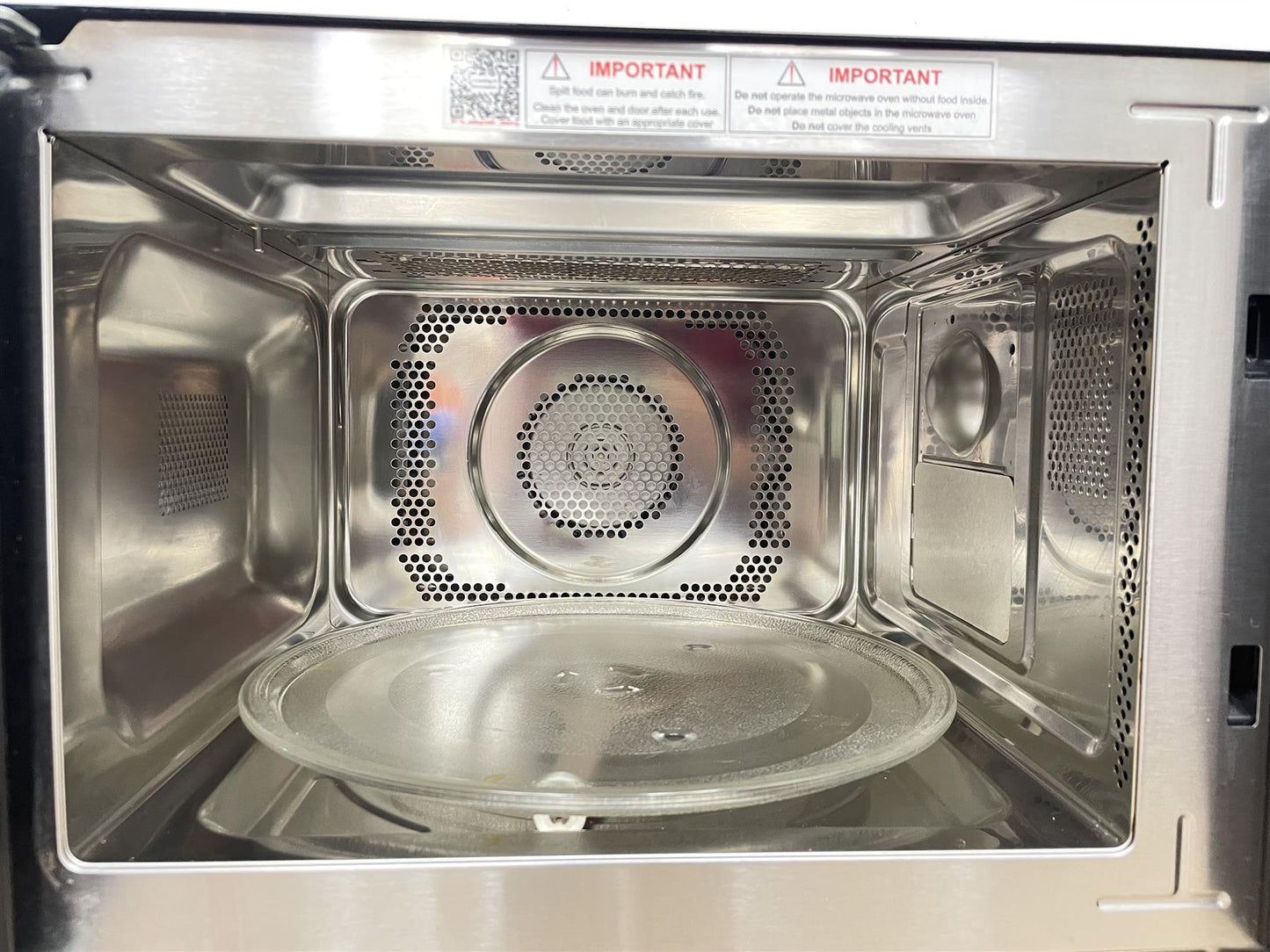 Morphy Richards 23L 900W Combination Microwave - Black microwave with grill