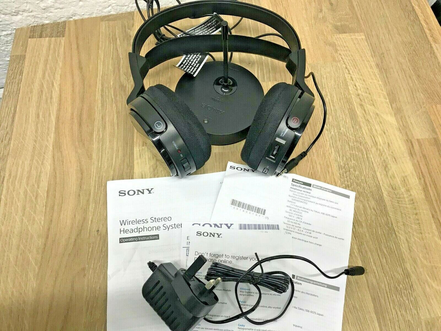 Sony RF811 Wireless Comfort Cordless Over-Ear Headphones Rechargeable TV HiFi