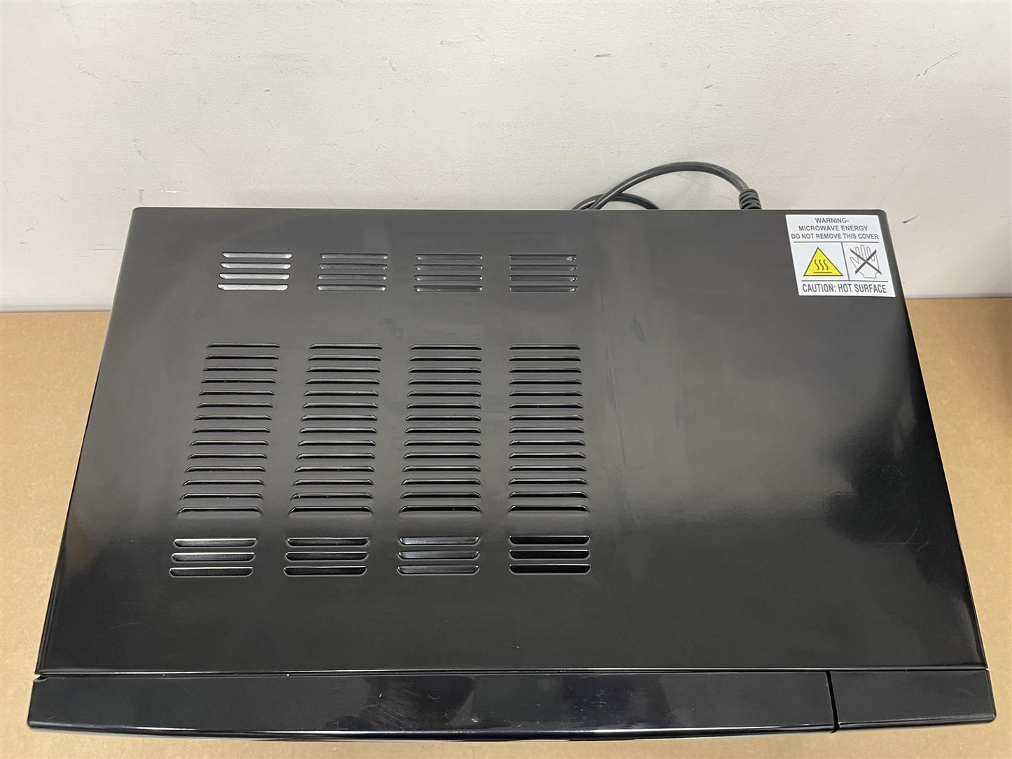 Cookworks 700W Standard Microwave- Black Absolute Breeze Digital Microwave