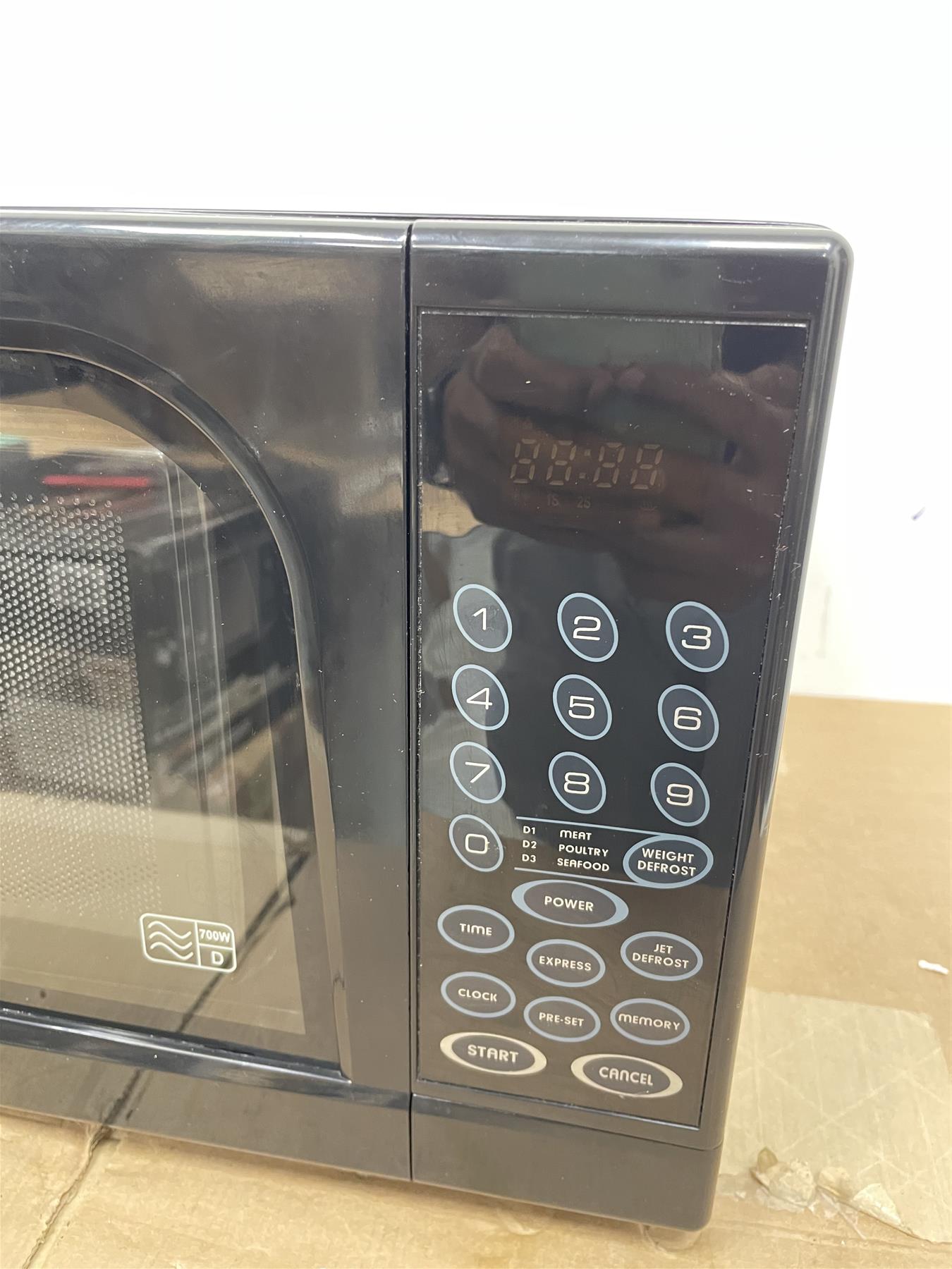 Russell Hobbs RHM1719B 17L Freestanding Digital Microwave - Black