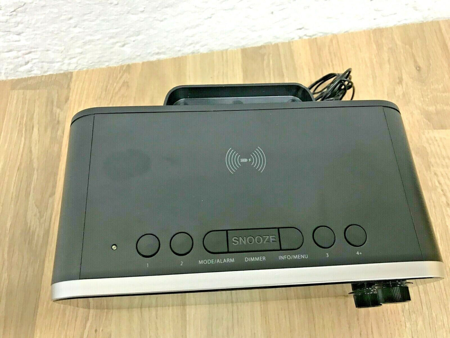 Bush DAB FM Clock Radio Wireless Charging Dock Digital 5" LCD Display Dual Alarm
