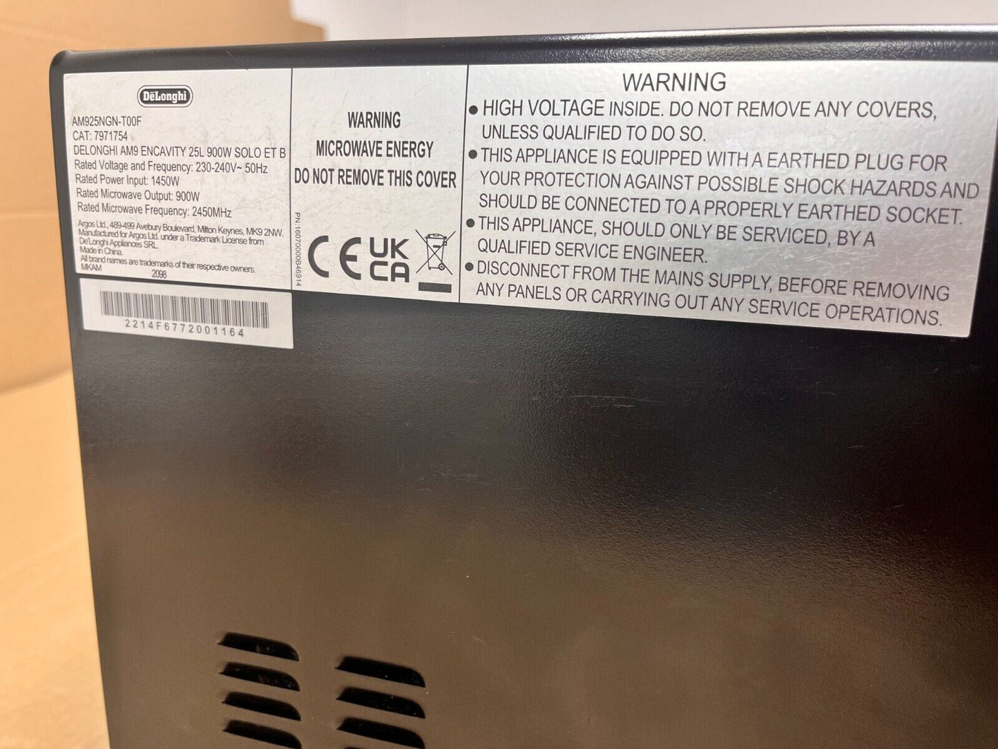 Delonghi 900W Enamel Cavity Solo Food Reheat Defrost Microwave Oven AM9 - Black