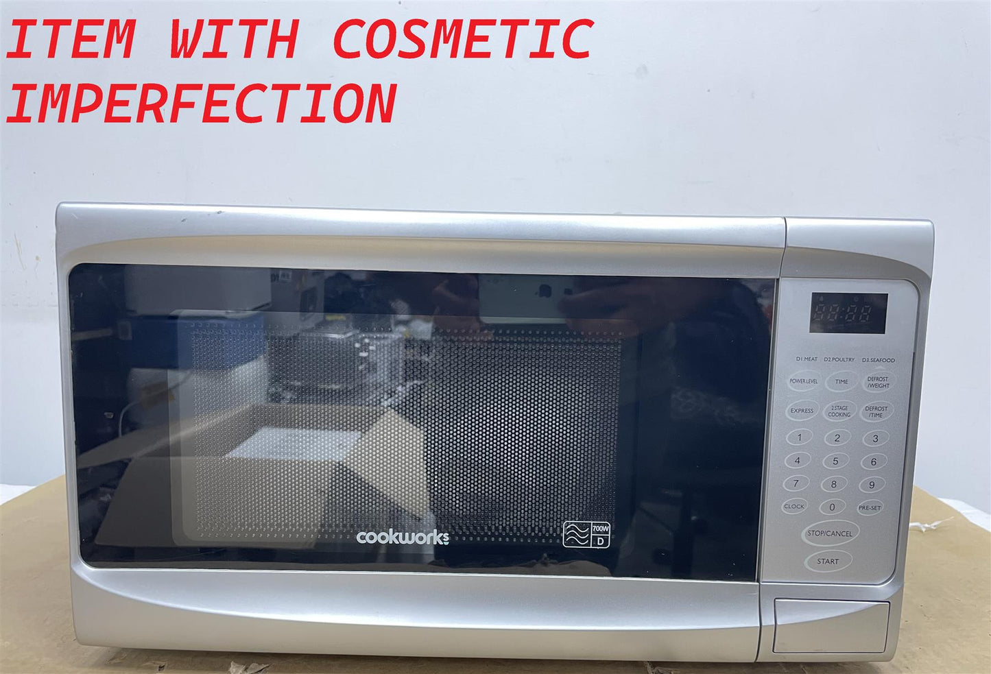 Cookworks 700W Standard Food Reheat Defrost Microwave Oven P70B - Silver